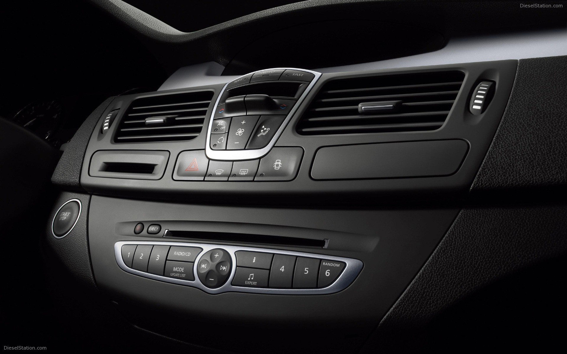 Update: Details emerge of the new Renault Laguna Update: Details emerge of the new Renault Laguna